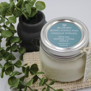 Willow Wick Oudtshoorn Product Soya Massage Lotion Candle Berry Kisses and Vanilla Wishes